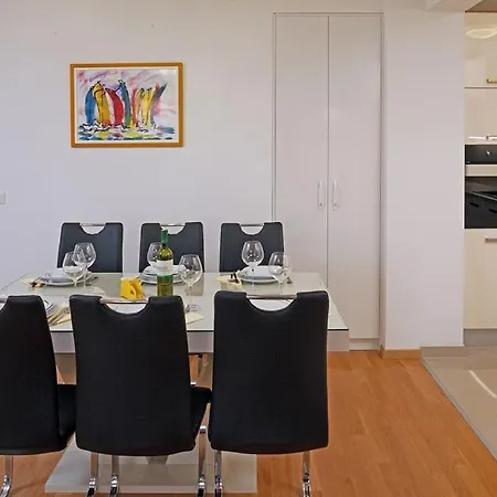 Appartement Malu Makarska