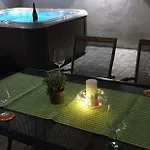 Malu 아파트 *