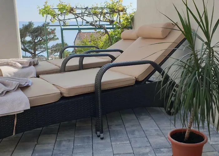 Malu شقة ماكارسكا